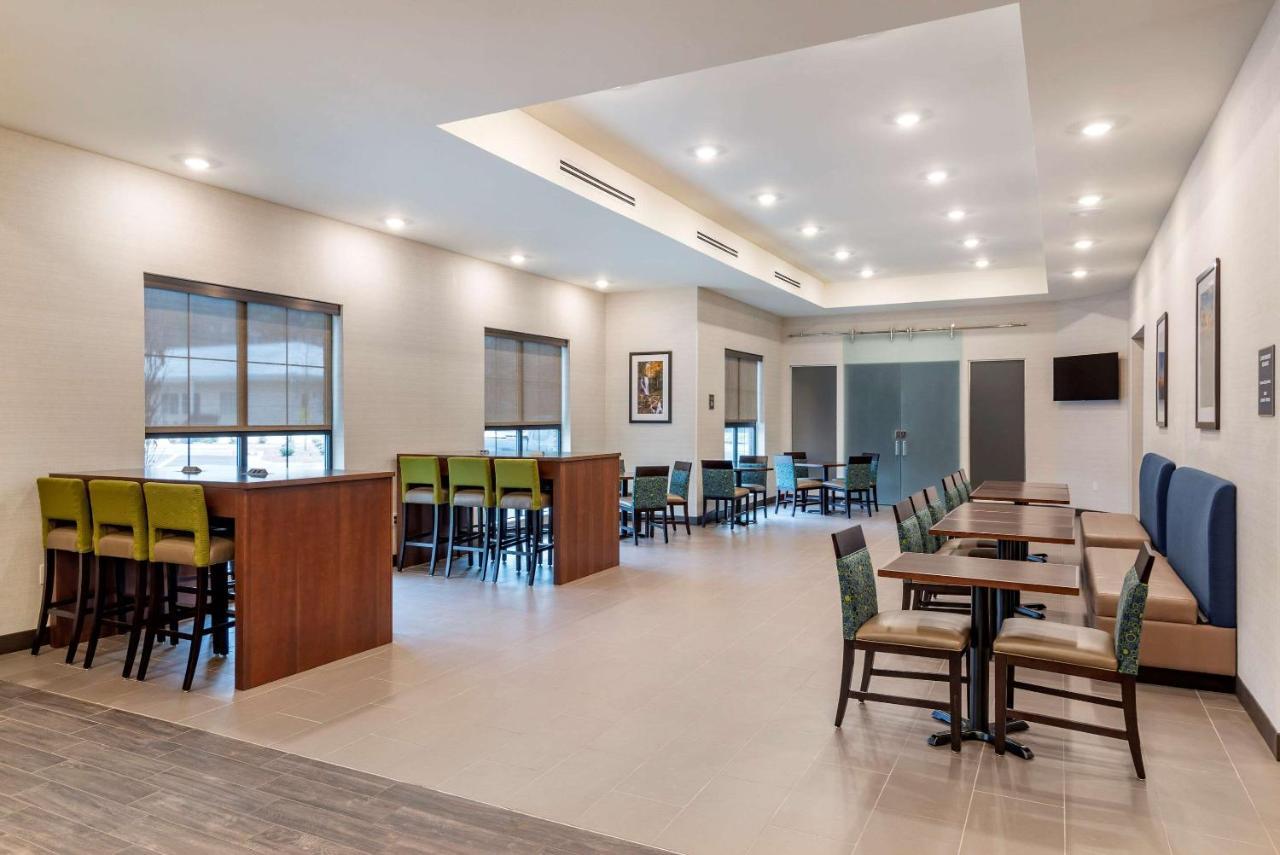 Comfort Suites Newnan Eksteriør bilde